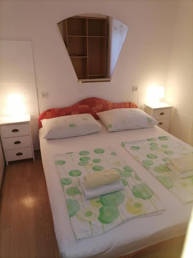 Rooms Mara Skradin Exteriér fotografie